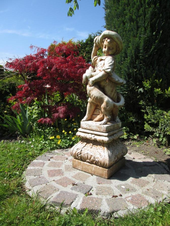 B&B Elbahof, goed en goedkoop! Hem Buitenkant foto