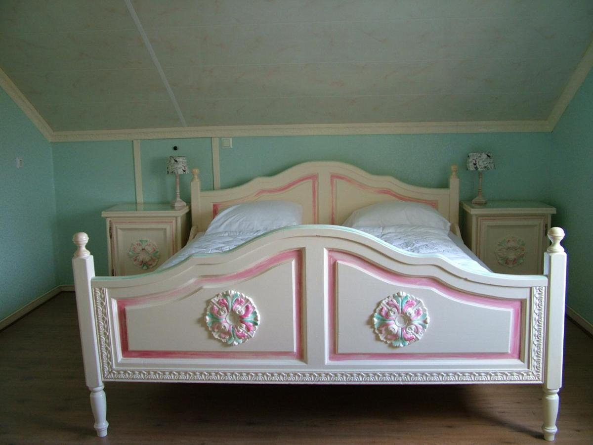 B&B Elbahof, goed en goedkoop! Hem Buitenkant foto