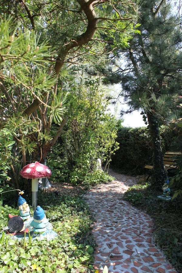 B&B Elbahof, goed en goedkoop! Hem Buitenkant foto